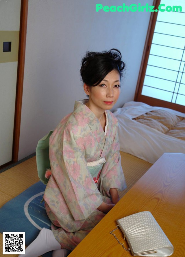 Aya Hamasaki - Mercedez Xxx Xl No.11f966